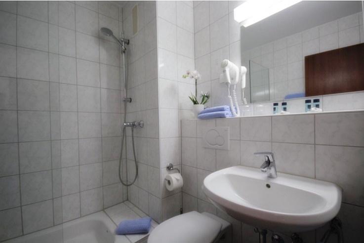Hotel Regina Ludwigshafen am Rhein Bagian luar foto